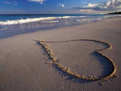 Un cuore nella sabbia