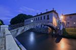 Sulle sponde del Naviglio