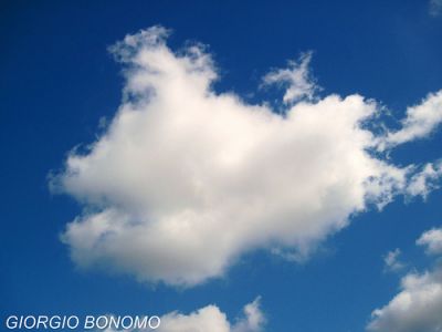 Una nuvoletta bianca