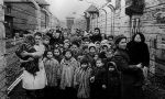 "Nei campi di Auschwitz!"