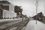 Dopo la curva il treno è già partito