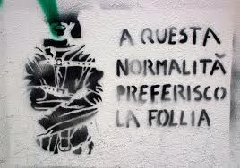 Fantasmi che strillano lamenti
