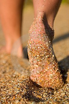 A Piedi Nudi
