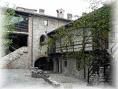 Il cortile è ancora là