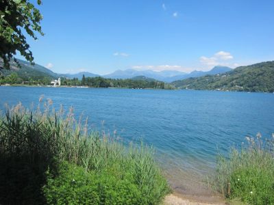 Nell'azzurro  
