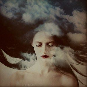 Indefinito errare, indefinito essere