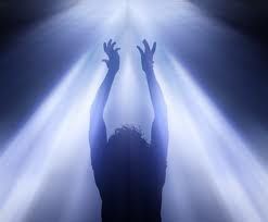 Sangue e polvere alla terra