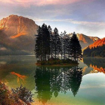 E sondi nella sera decolorate valli