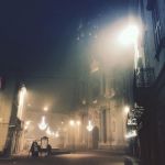 Noi, ombre tra luminarie