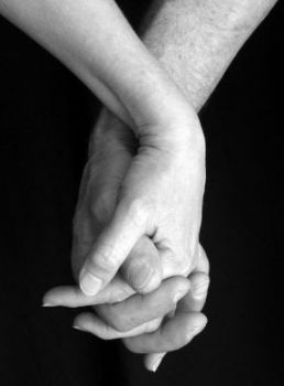 Fra le tempeste mano nella mano