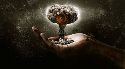 Umanit� alla deriva