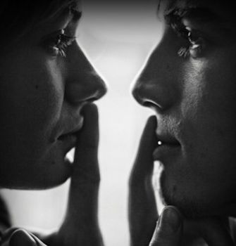 Le follie del silenzio