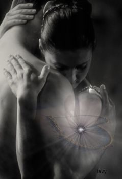 Nel Tuo abbraccio che d'Amore si fa re