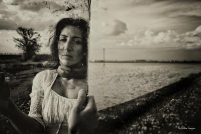 Mani colme di un altro giorno