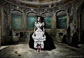 Ebbro della tua essenza