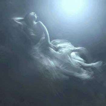 Resiste illuminando l'oscurit�