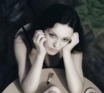 Latenza (ventriloqua voce)