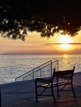 A richiamar 'l silenzio