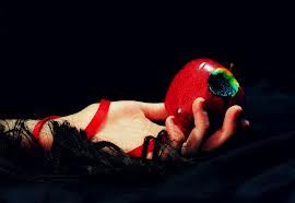 Mela e mente avvelenata