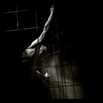 Soffrire... oscuro piacere