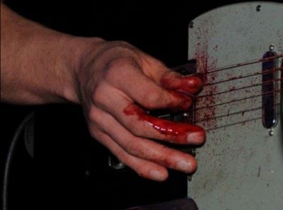 Sulle corde del passato