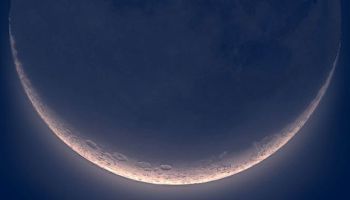 La luna profuma d'incenso