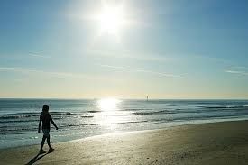 Uscire e poi restare