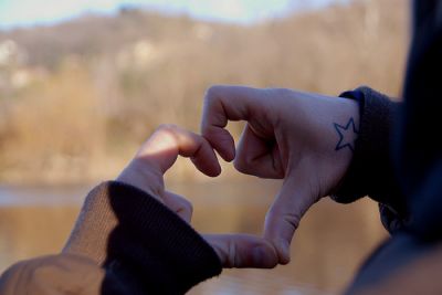 Impegno d'essere felice