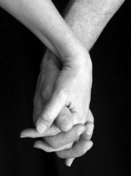 Mani segnate dal tempo