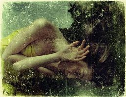 Triste nudo d'autunno