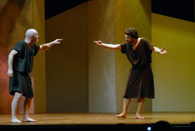 Un po� Narciso, un po� istrione