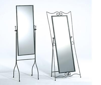 Immagini dentro lo specchio