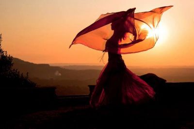 Nel grembo di un lontano slargo