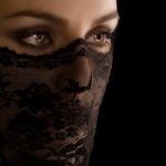 Muoiono le parole in un silenzio senza respiro