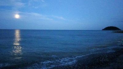 Luna a mare