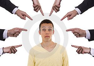 Chi � gallina canta!