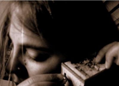 Di lucciole e poesia, rumore di onde  