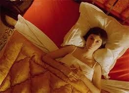 Fingendo di dormire... sogno te