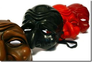 Dei derelitti e delle iene