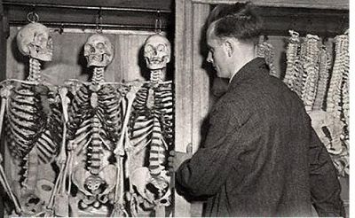 C'� uno scheletro nell'armadio