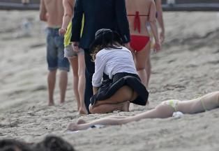 � nudo il suo sorriso