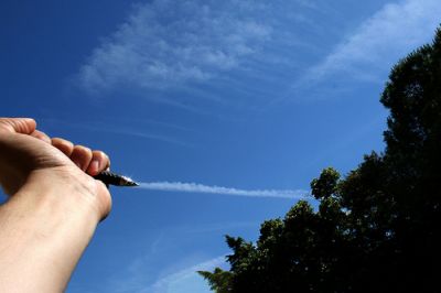 Come la scia di un aeroplano