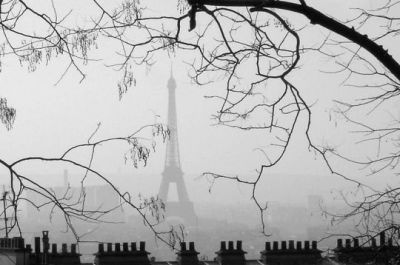 Mattino di nebbia dopo l’ennesima strage