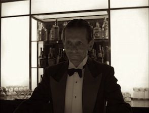 Del Destino - Dell'amore - Dentro un Bar