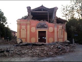 Ad ognuno, il suo bisbiglio